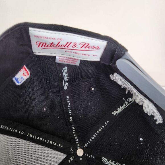 NEW Mitchell & Ness San Antonio Spurs Adjustable Fit Snapback Hat - Picture 6 of 9